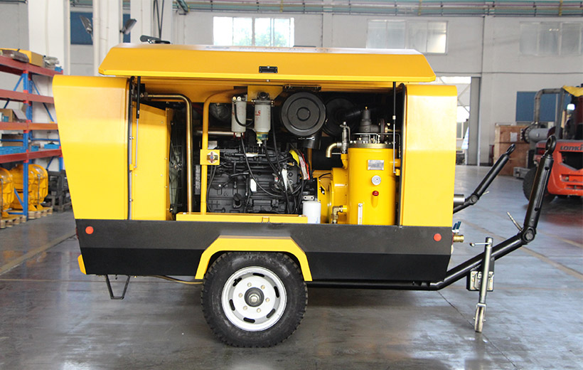 雙級(jí)節(jié)能移動(dòng)螺桿壓縮機(jī)內(nèi)